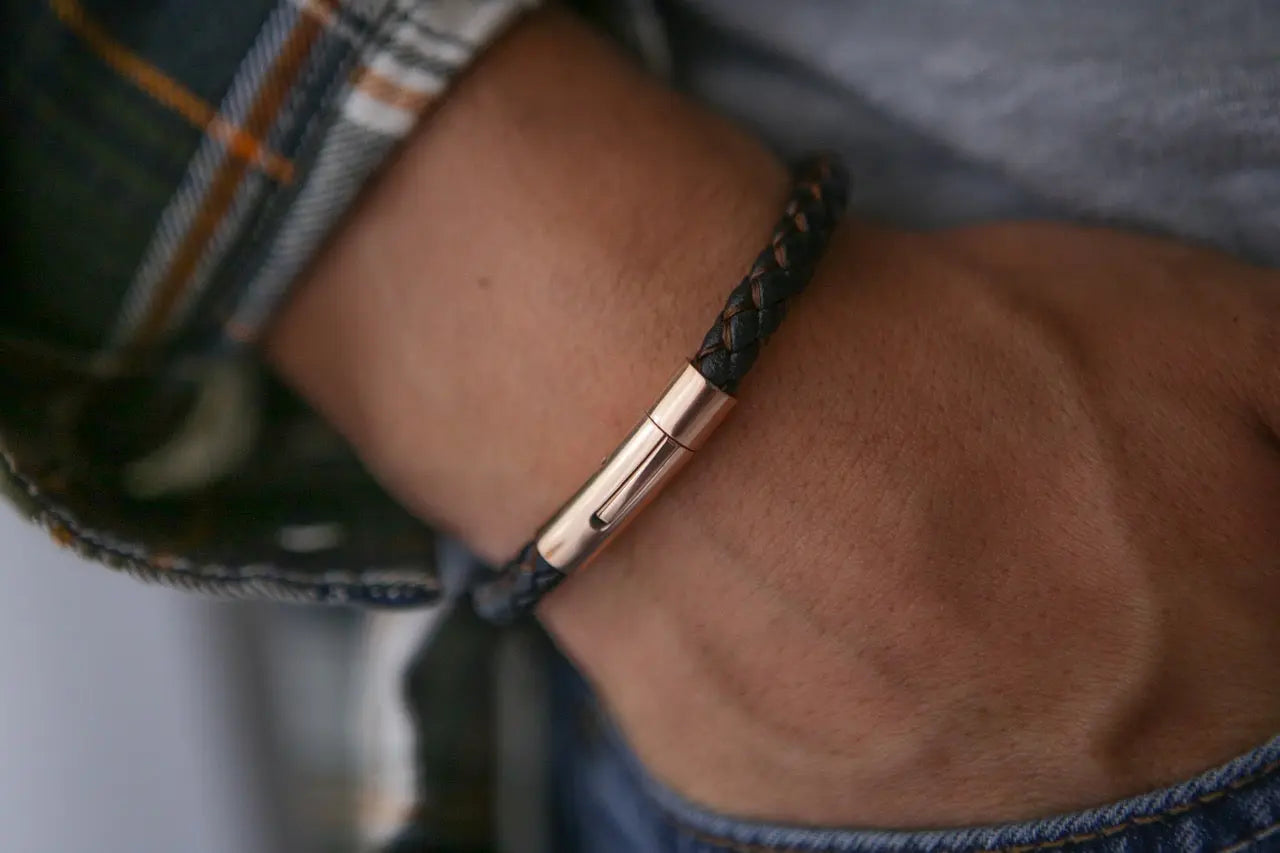 Bracelets - Glen Ogal