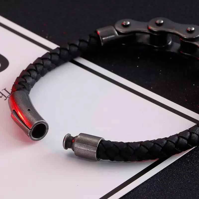 Bracelet en cuir noir en acier inoxydable pour vélo