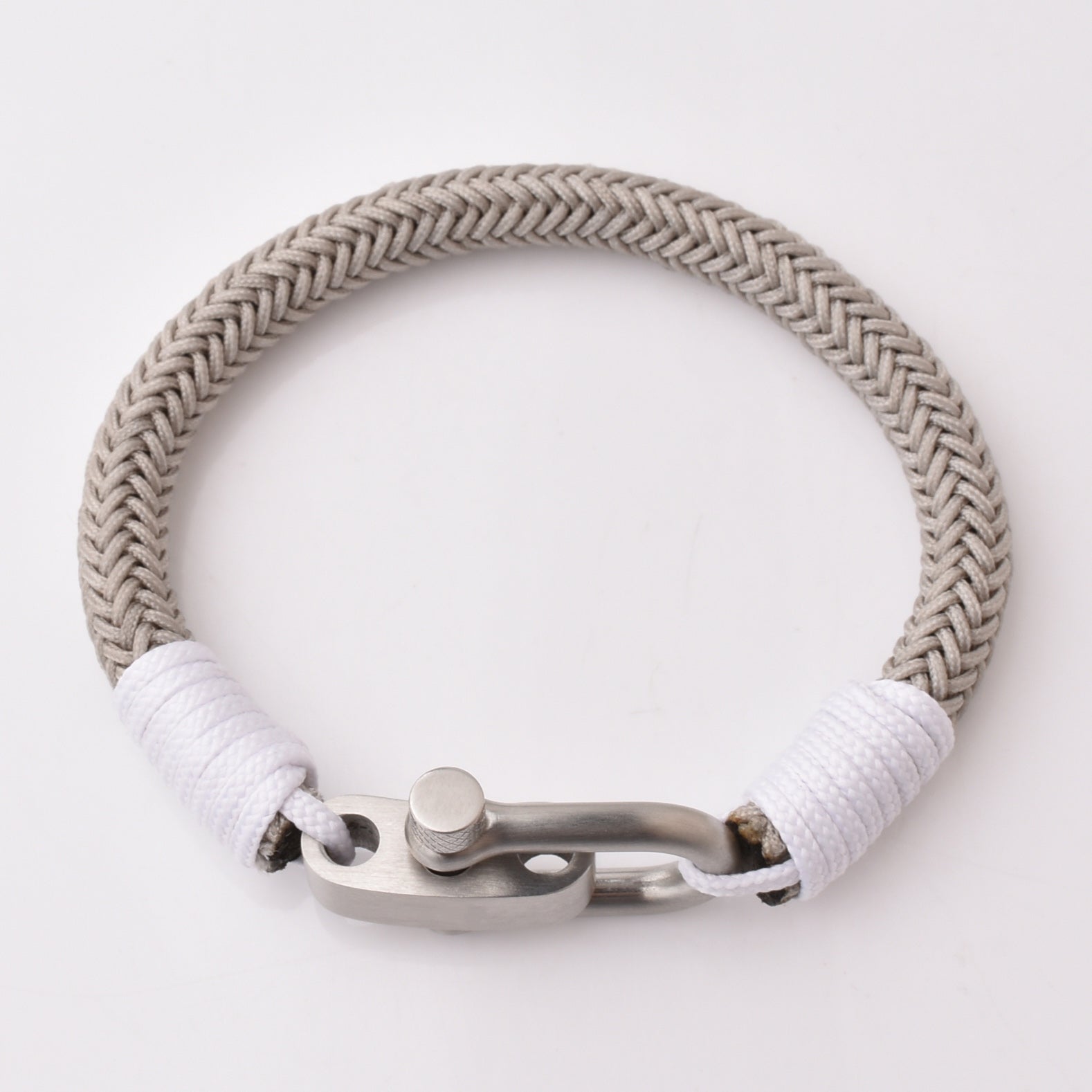 Bracelet corde en acier inoxydable et argent brossé