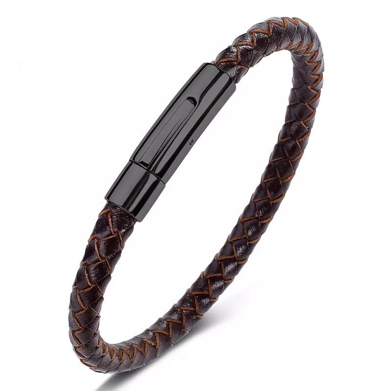 Single Black Clasp Brown Leather Bracelet