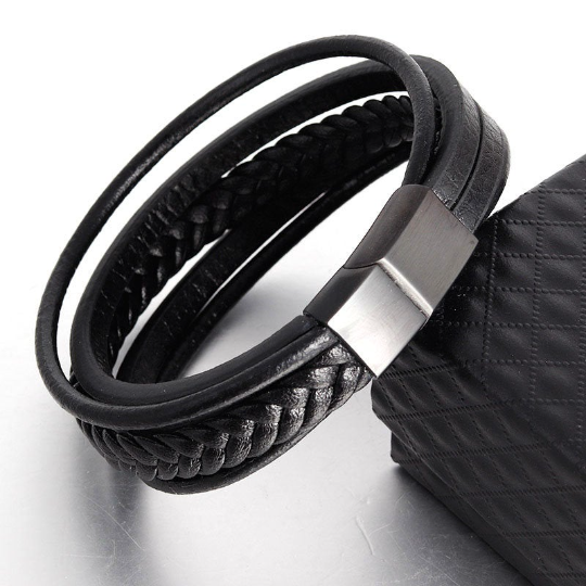 Braided Bracelet In Black With Brushed Black Steel Clasp