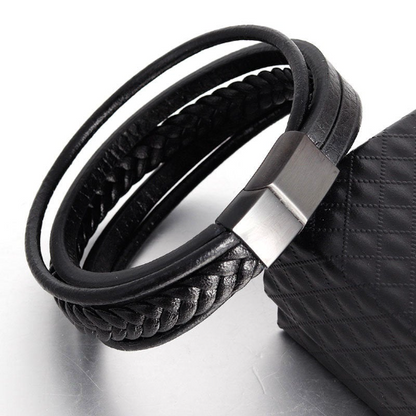 Bracelet tressé en noir avec fermoir en acier noir brossé